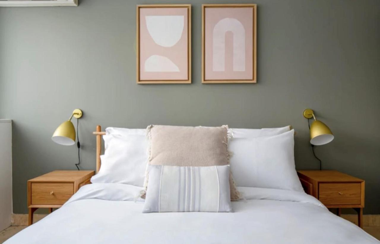 Bright 1Bedroom Apartment Centrally Located With Most Beautiful Views From Seine At 10 Minutes Walking From Beaugrenelle Shopping Mall And Eiffel Tower Párizs Kültér fotó